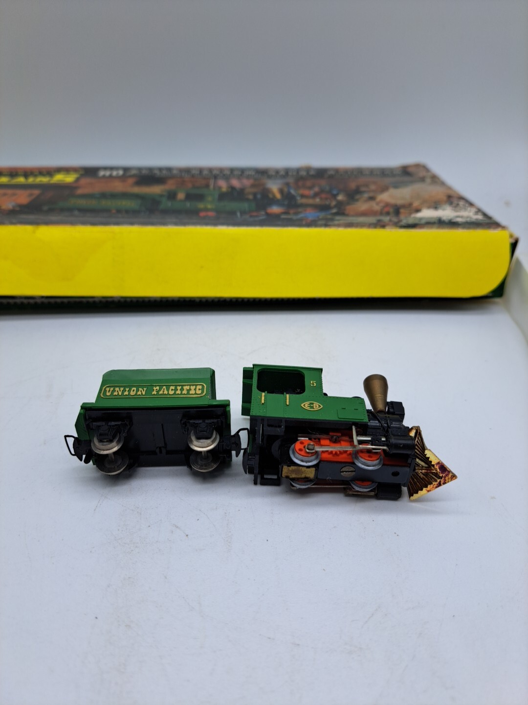 Minitrains Associated Hobby Manufacturers 3061 Western Union Express Untested