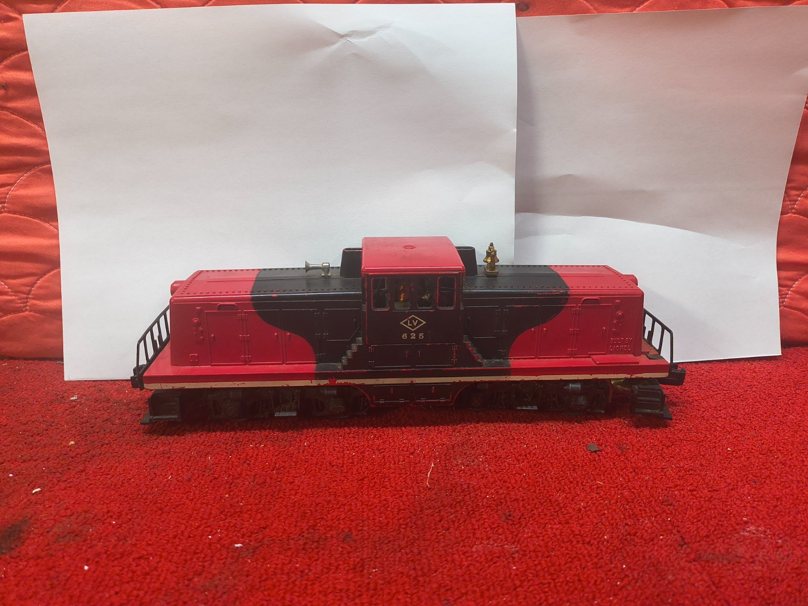 Used Lionel 625 Vintage Lehigh Valley Red & Black Diesel Switcher Good Cond