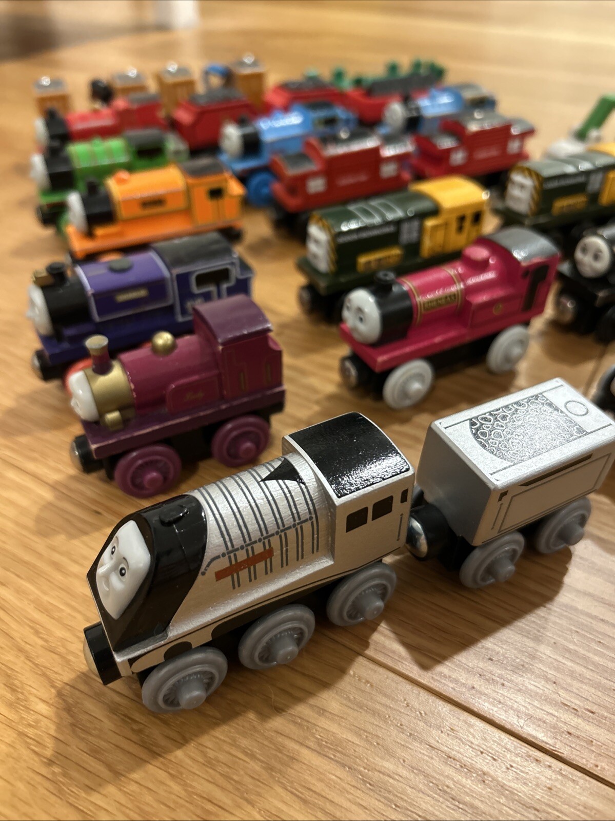 Thomas & Friends Magnetic Wooden Railway VTG Douglas Lady Rheneas Alfie Charlie