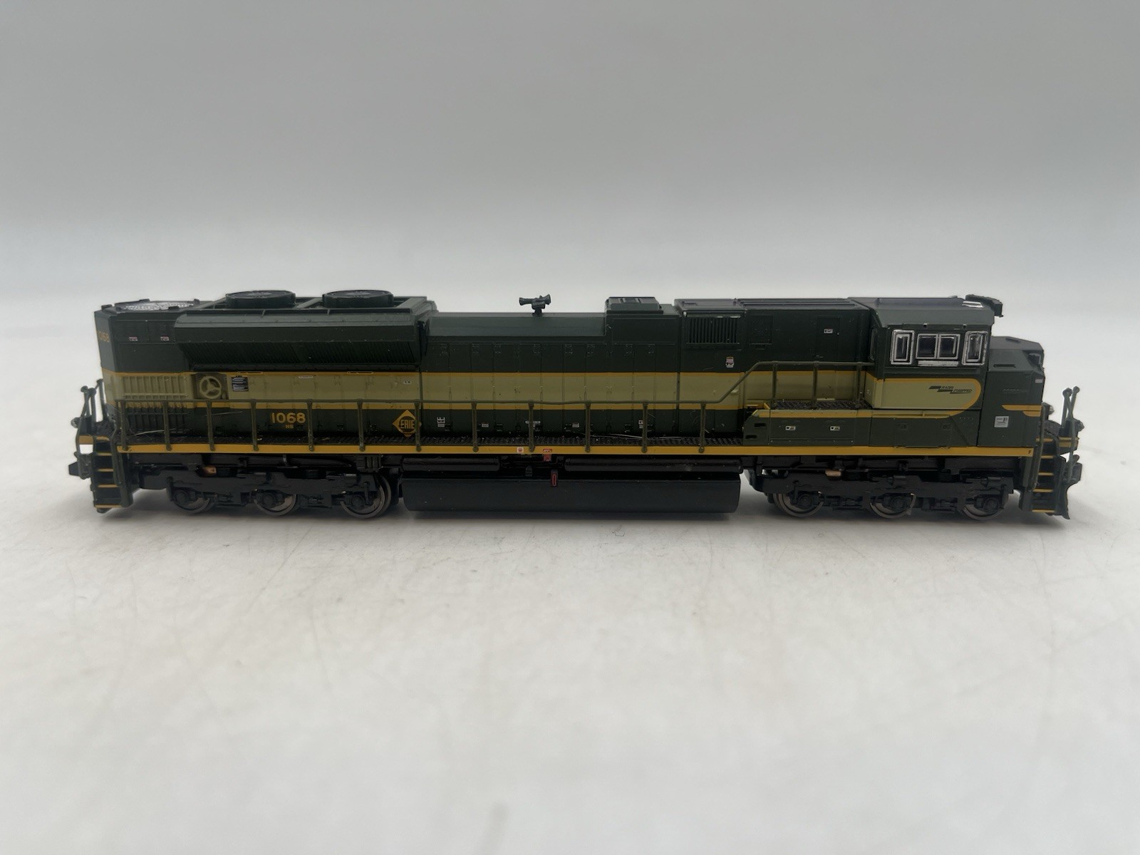 BROADWAY LIMITED PARAGON 3 N EMD SD70ACe LOCOMOTIVE SOUND&DCC ERIE HERITAGE 3464