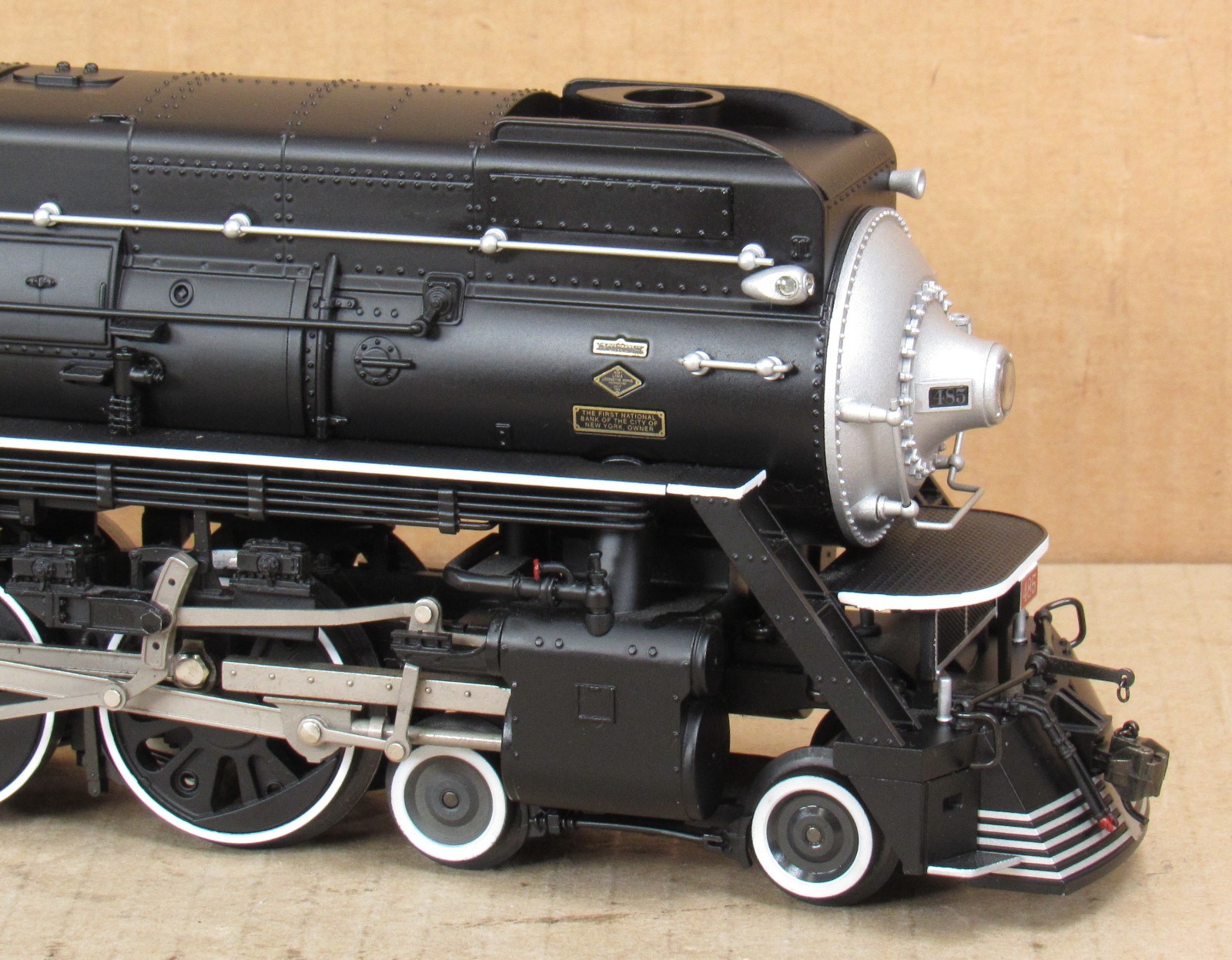 Lionel 38080 Western Pacific GS-6 4-8-4 Steam Engine w/TMCC/RS O-Gauge LNIB