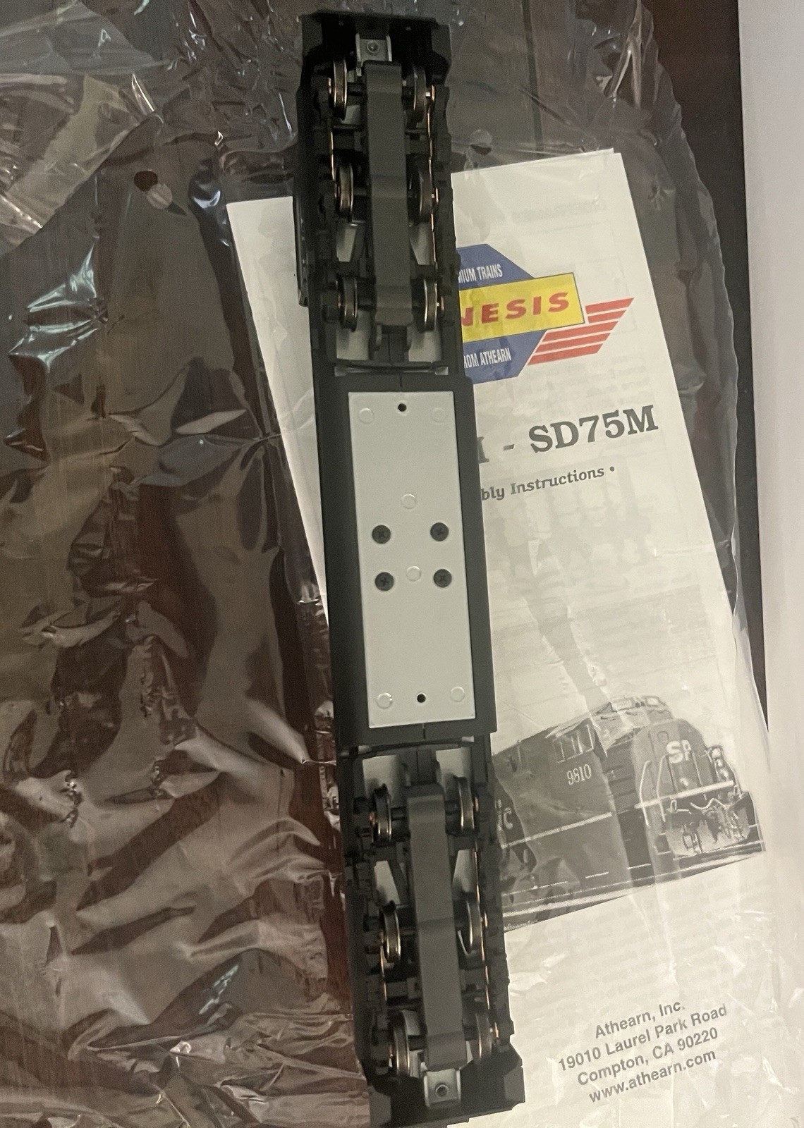 ATHEARN Genesis G6033 Undecorated HO Scale SF75M ATSF Version