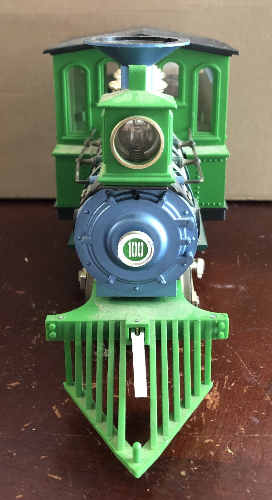 Lionel Trains Engine PRR 100 Large Scale