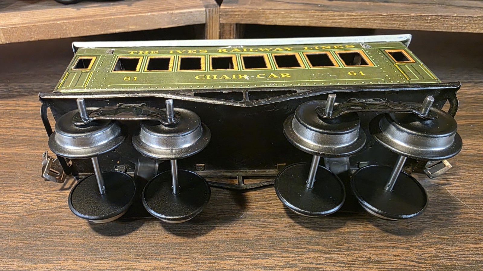 Vintage Ives 3251 Locomotive Train Set w/ No 60 Mail 61 Chair 62 Parlor Cars