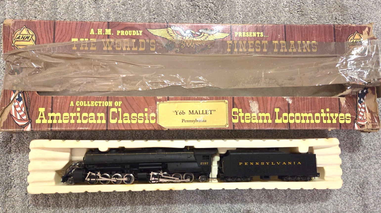 AHM/Rivarossi Y6B Mallet Steam Locomotive/Tender Pennsylvania 2197