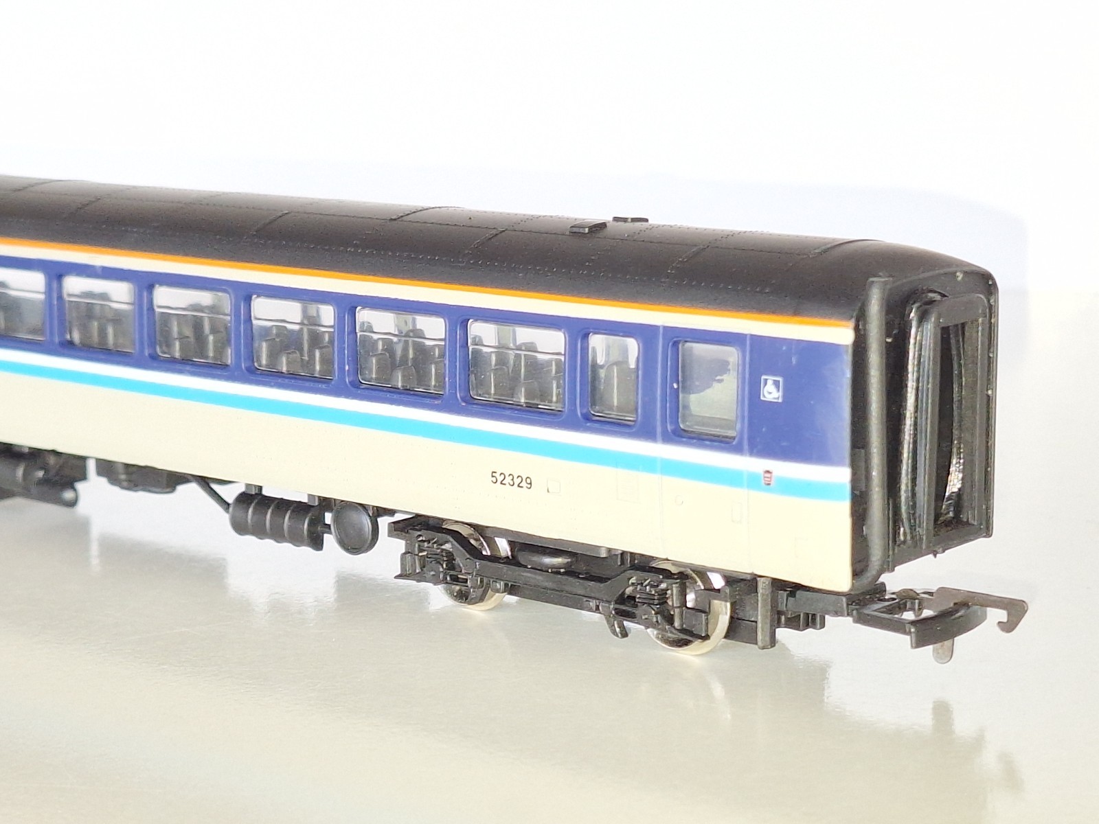 Dapol D083 2 Part DMU Set. New Old Stock. Mint Cond. Boxed. 2 Rail DC. OO Scale.