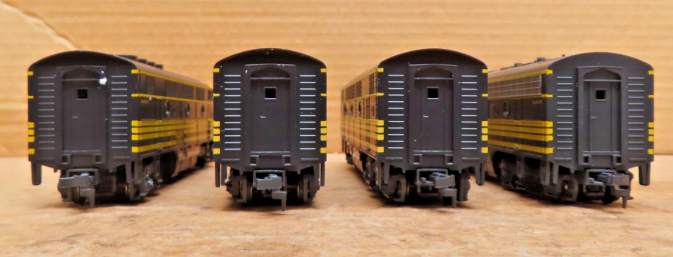 Stewart HO F3A (2) and F3A (2), #8020 & #8025 D&RGW 3 Units Kato powered