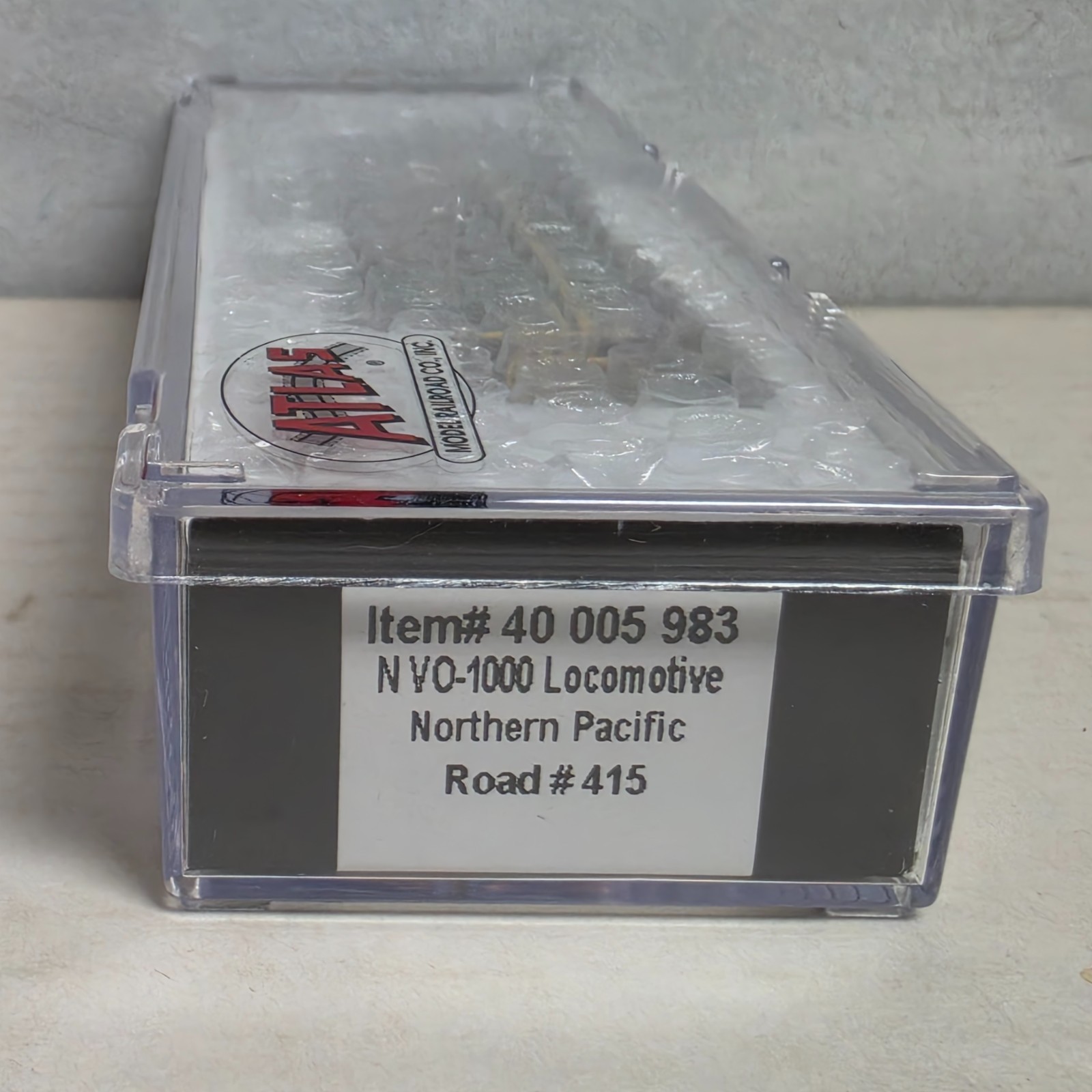 N Atlas Gold 40005983 VO-1000 NP Northern Pacific Rd# 415 ESU DCC & Sound