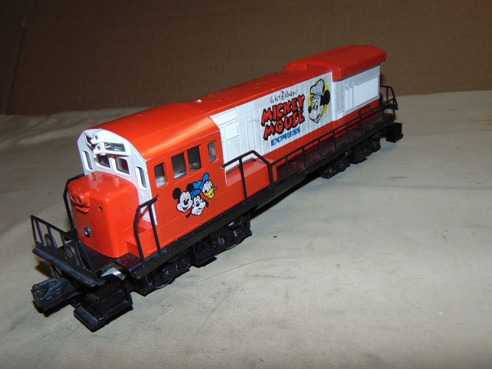 LIONEL O 8773 MICKEY MOUSE EXPRESS DIESEL