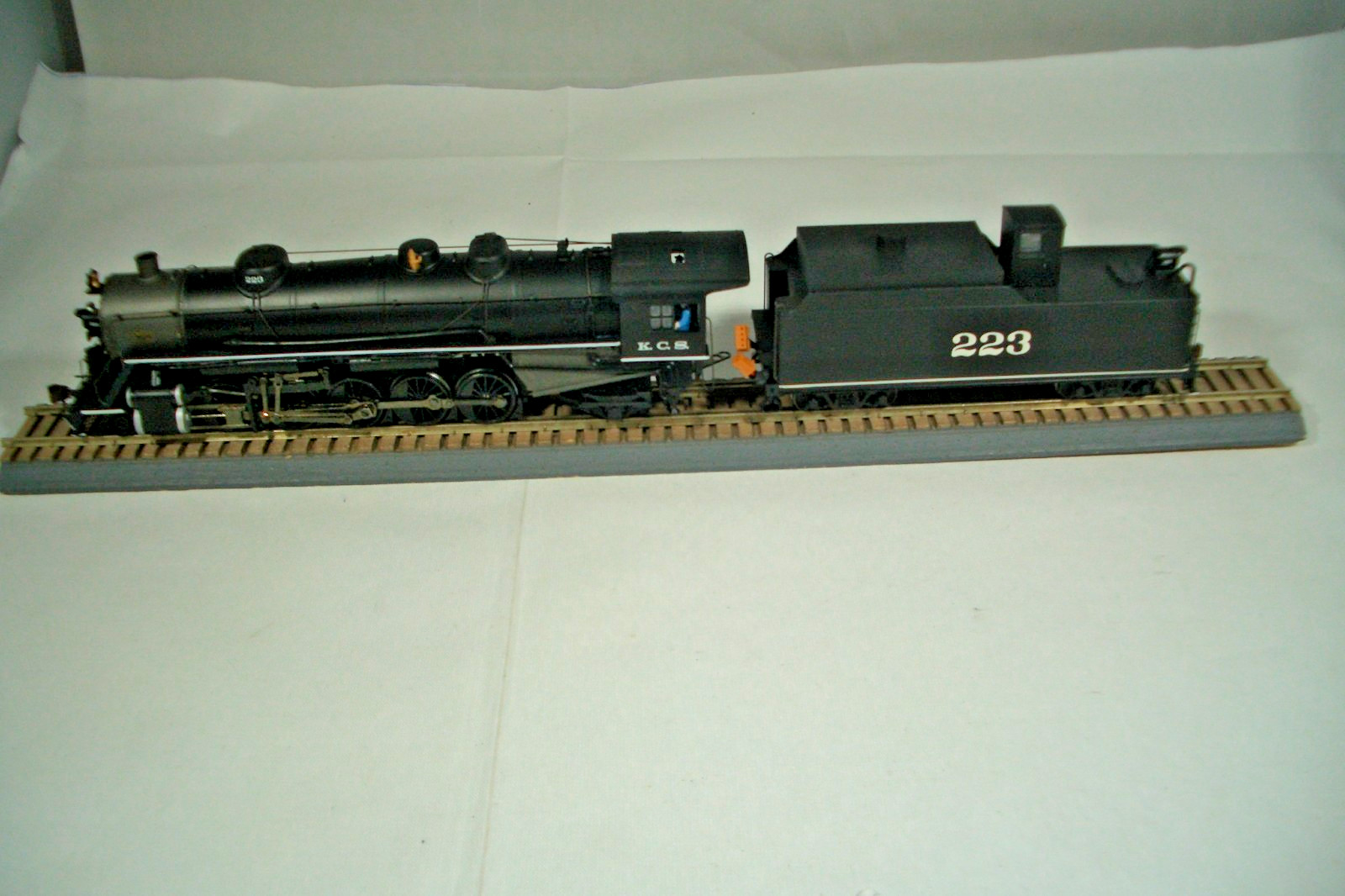 Spectrum 83313 Ho Kansas City Southern Loco USRA Light 2-10-2 DCC