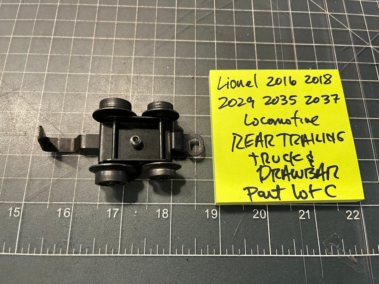 Lionel Train 2016 2018 2035 2037 Locomotive 4 WHEEL TRAILING TRUCK PART LOT C