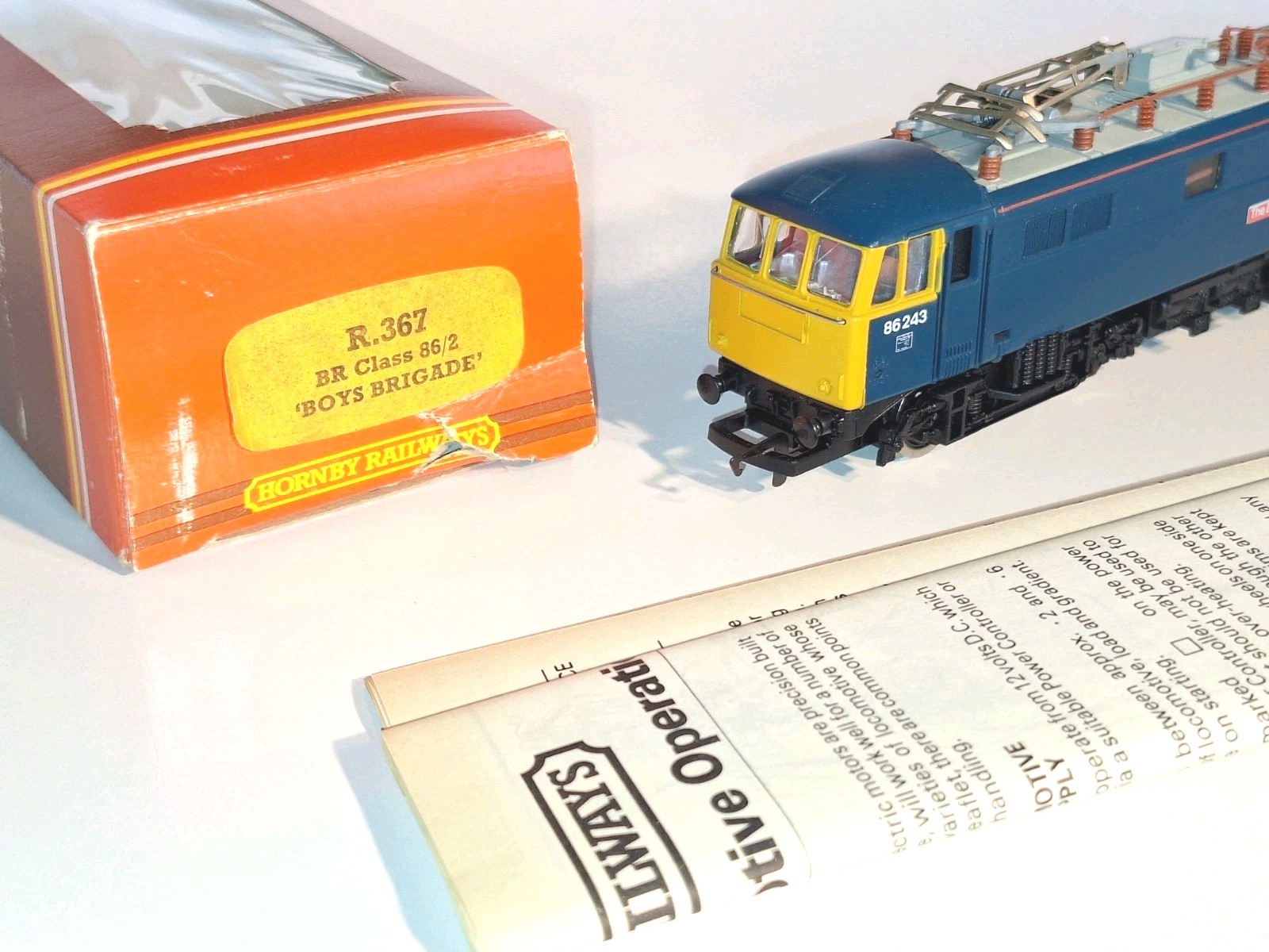 Hornby R367 BR Class 86/2 Boys Brigade Loco. New Old Stock. Mint Cond. Boxed. OO
