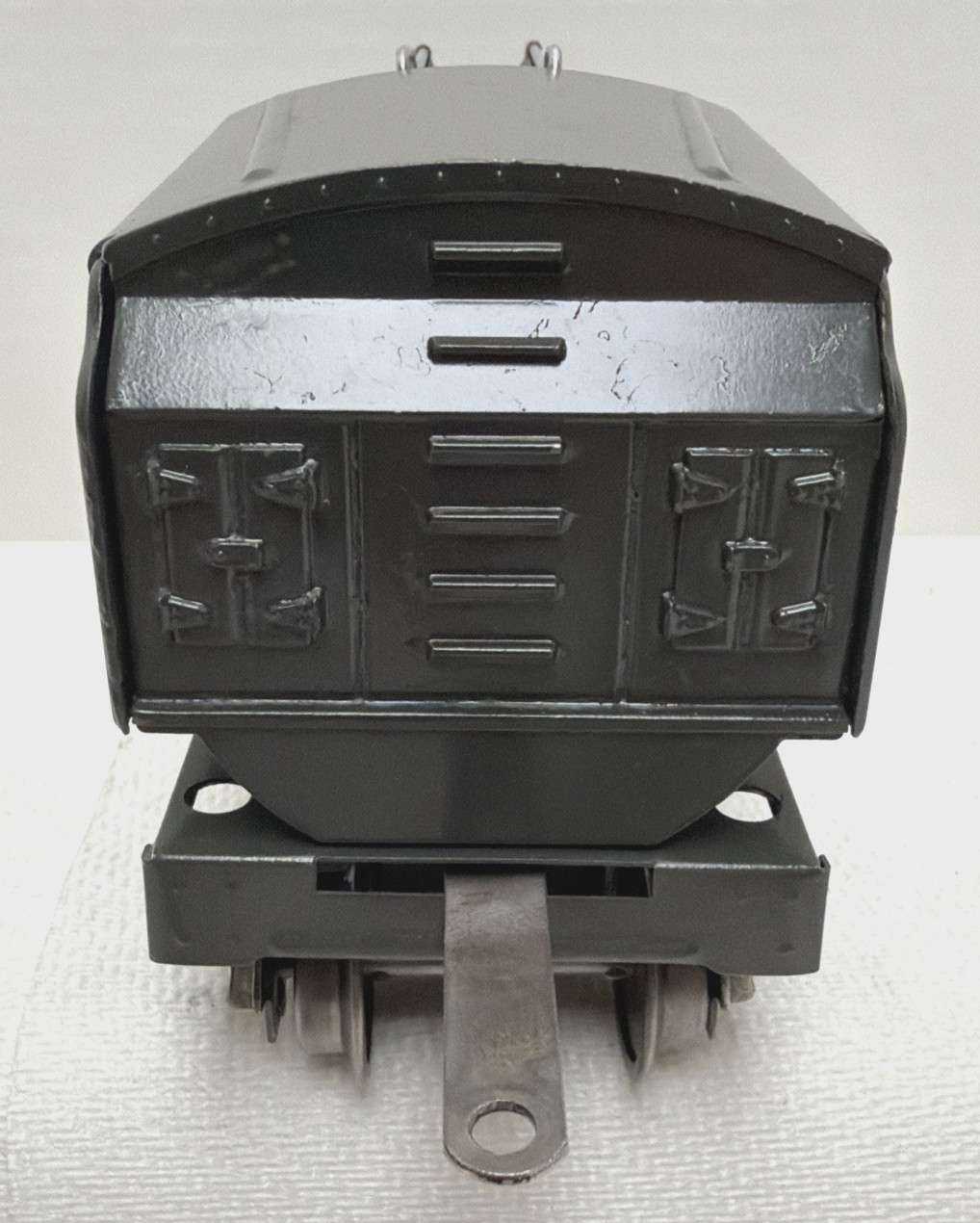 LIONEL ORIGINAL PREWAR O-GAUGE 2263W WHISTLE TENDER – WORKS!