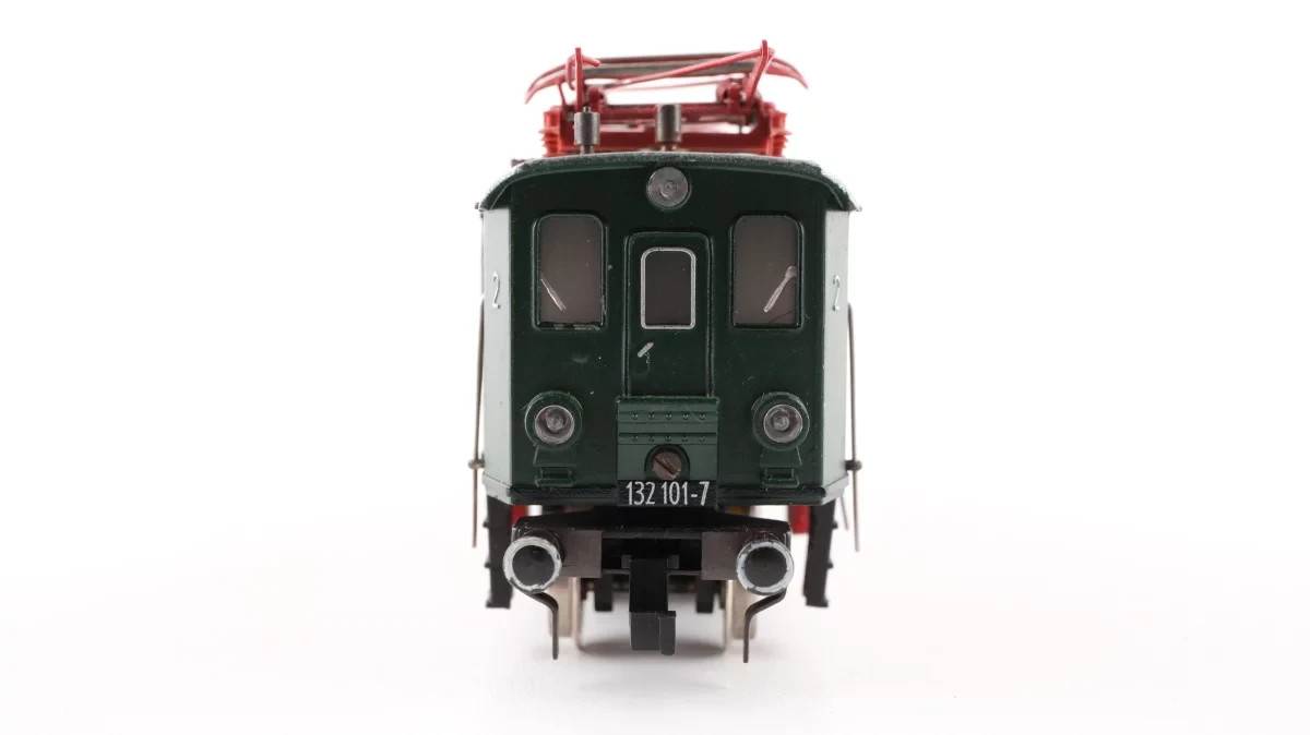 FLEISCHMANN 1632 E 132 101-7 DB Green Livery, Black Frame, Red Wheels