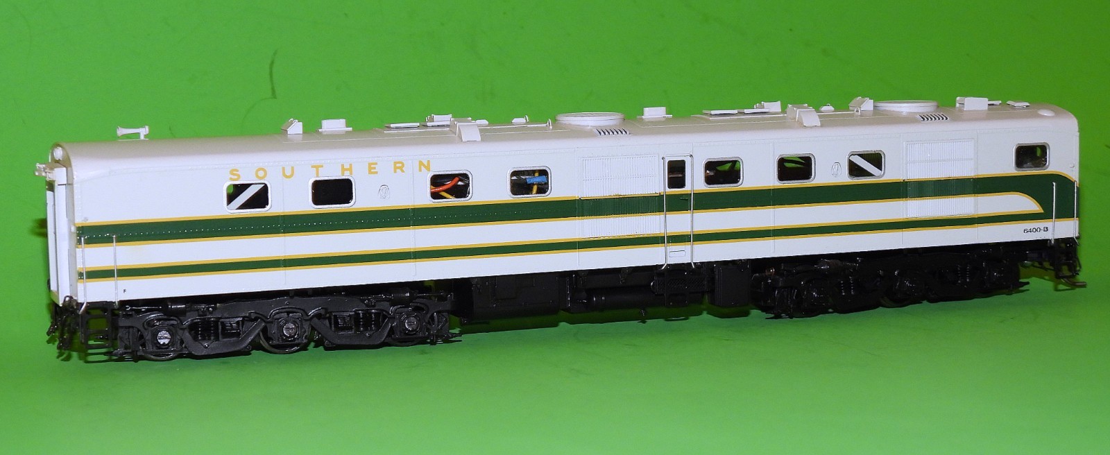 HO Brass SOUTHERN DL-109/110 Diesel Locomotives #6400/6400A Overland Models DCC