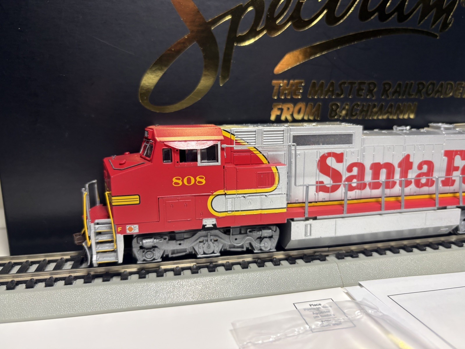 Bachmann Spectrum DCC 83503 HO Scale 8-40CW Locomotive Santa Fe #808