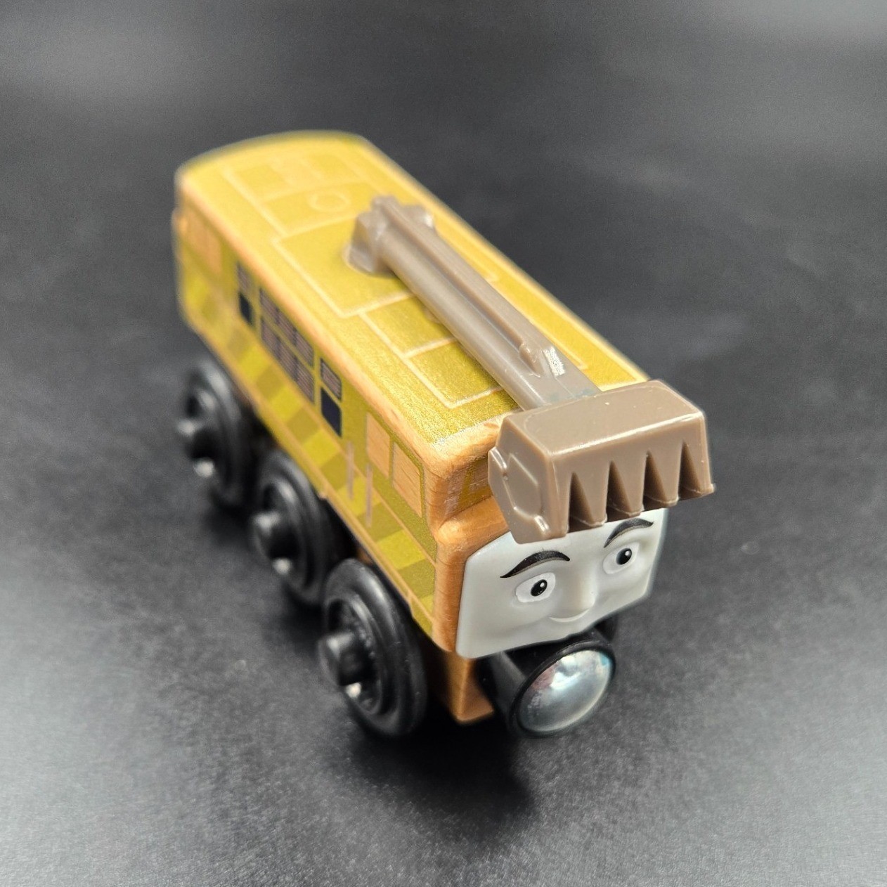 Diesel 10 Exposed Wood – Thomas The Tank Engine & Friends Wooden Railway Trains