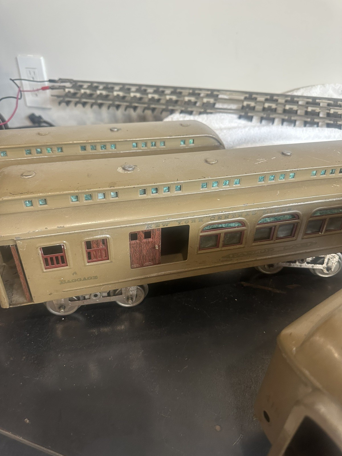 Lionel 402, 418, 419, 490 Passenger Set Standard Gauge, Runs and Lights Work!