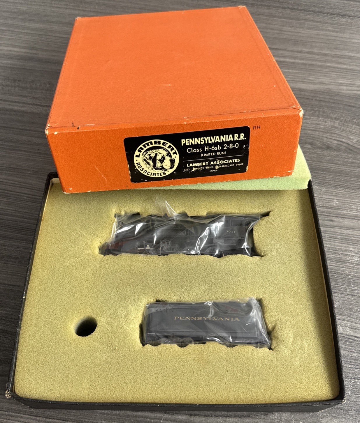 Lambert Associates HO Brass #900 Consolidation PRR 2-8-0 H-6SB #3021 – Tested!