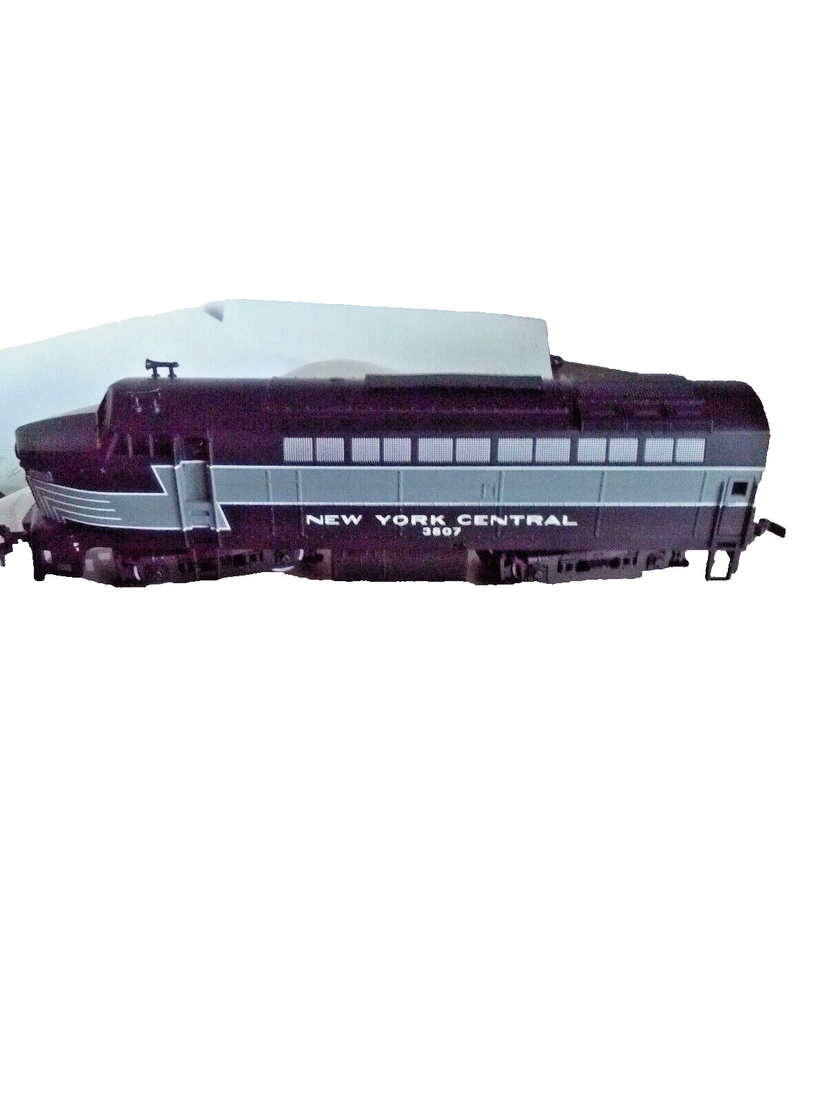 ER MODELS ROCO HO TRAIN POWERED LOCO NYC #3807 SHARK NOSE DIESEL NEW DCC READY !