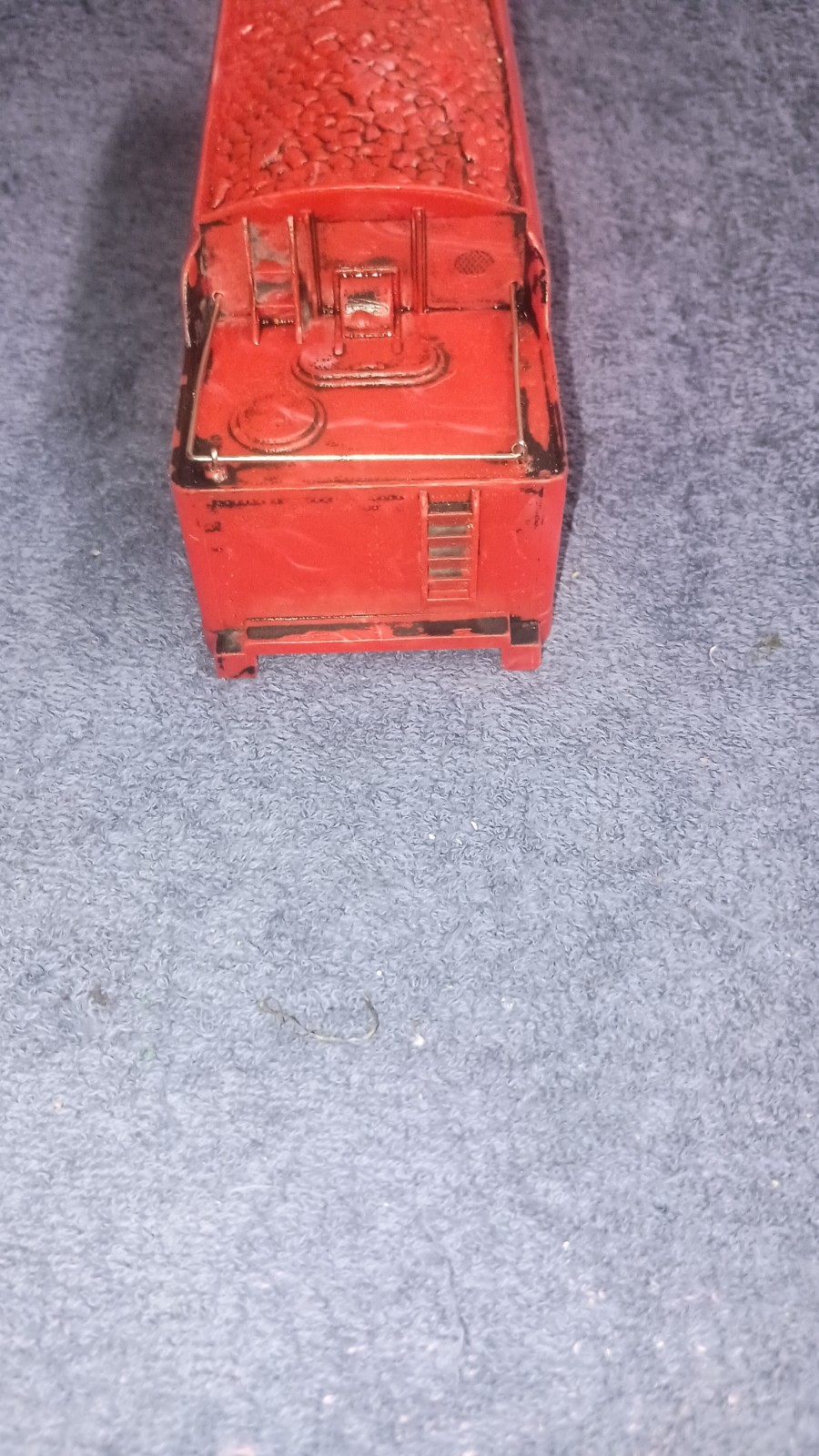 Lionel 2466W Tender Shell 90% Stripped Red & White Mottled Tenite 1948-50 Rare