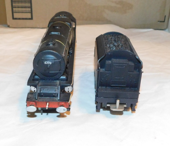 G&R Wrenn Ltd. OO/HO Gauge Duchess of Hamilton 4-6-2 Steam Locomotive & Tender