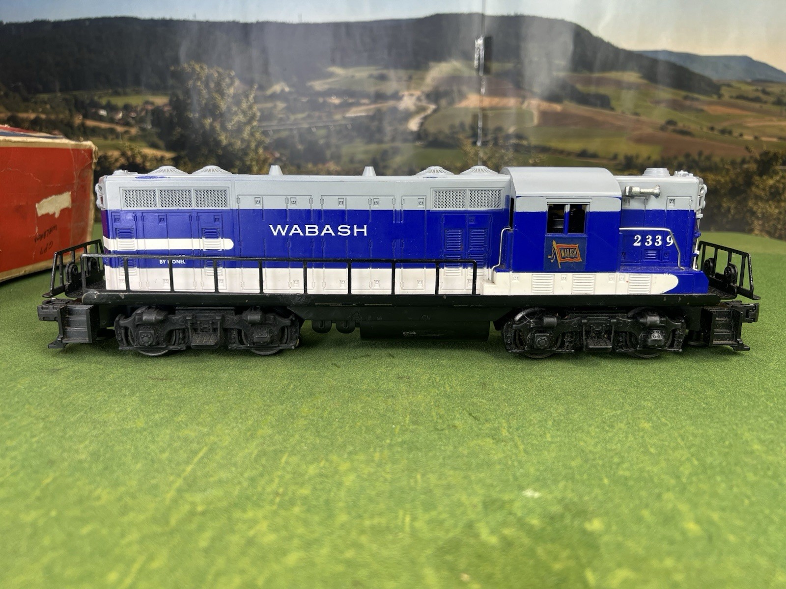 LIONEL POSTWAR 2339 GP-7 DIESEL LOCOMOTIVE WABASH IN EXCELLENT CONDITION OB