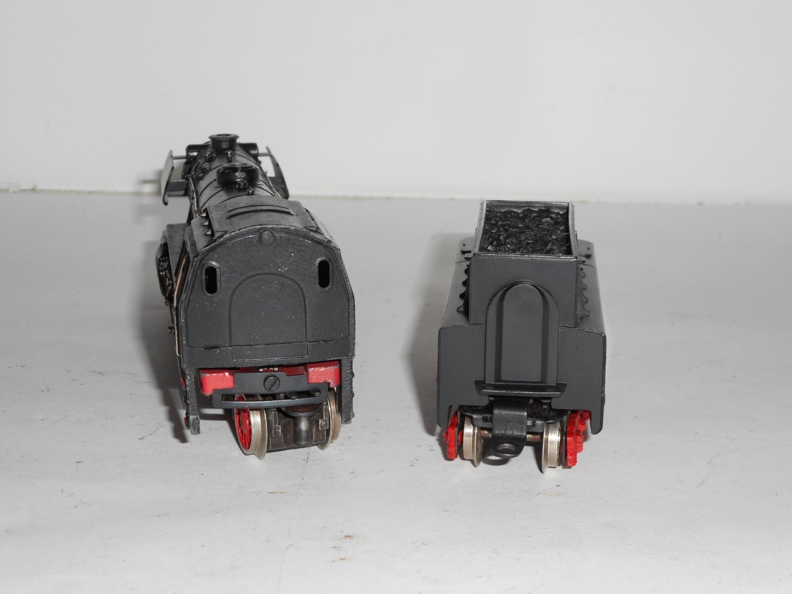 Marklin 3005 Tender Loco. V.7 – 1961. 3 rail AC analogue. Good Cond. Boxed