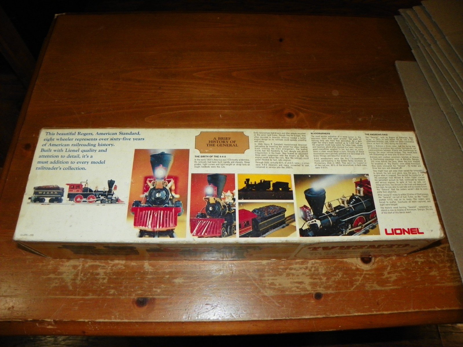 Lionel 6-8701 O Gauge W&ARR General 4-4-0 Steam Locomotive & Tender w/Box