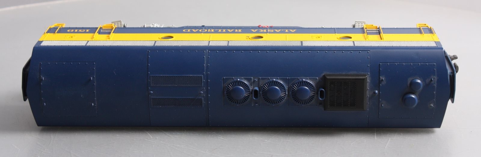 Lionel 6-24522 O Gauge Alaska F3 Powered Diesel B-Unit w/TMCC #1519 NIB