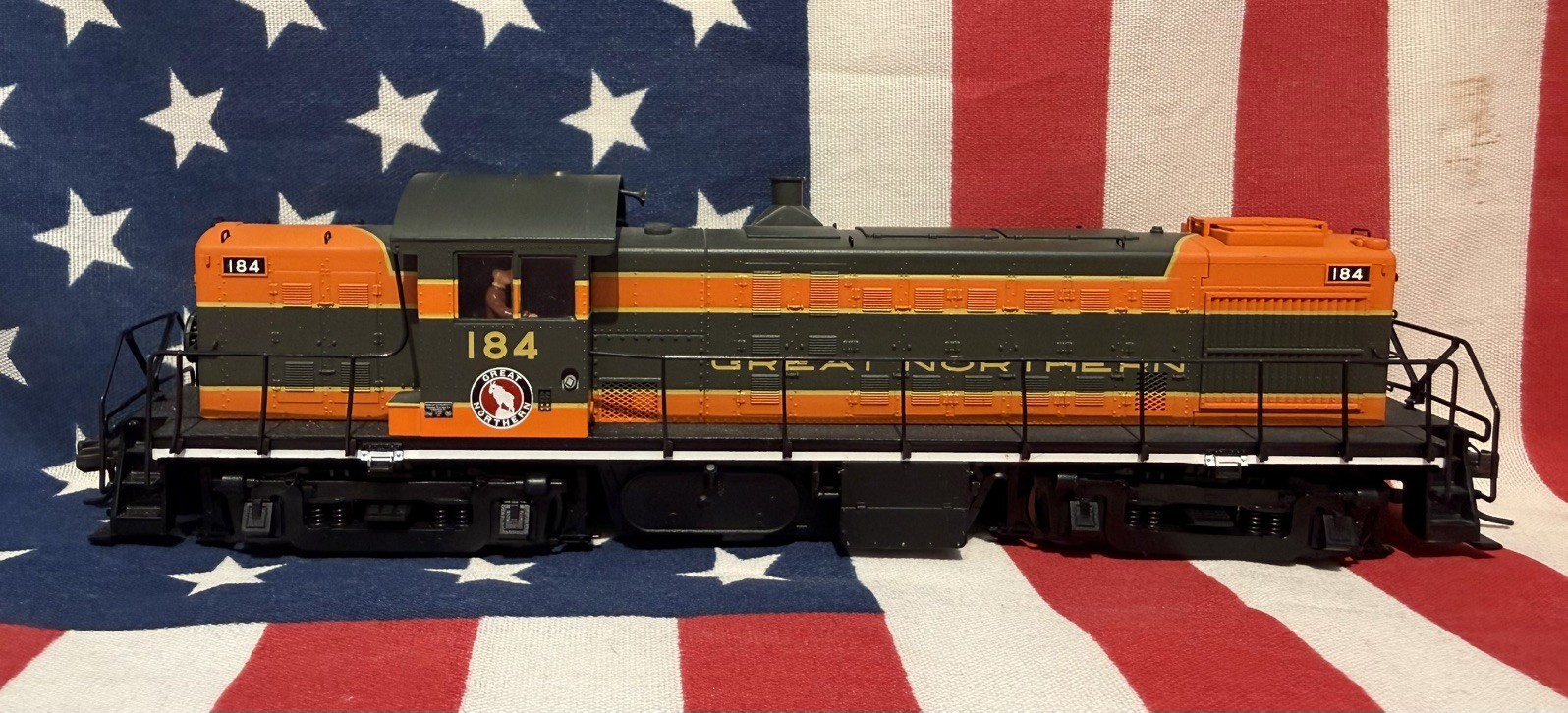 Atlas Classic HO Great Northern RS-1 #184 DC Tested Runs Great