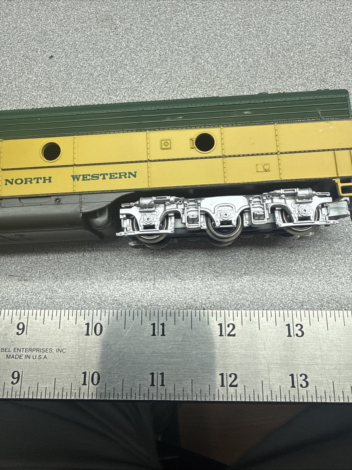 Rivarossi Chicago & North Western #5021A E7 HO Dummy Diesel Locomotive