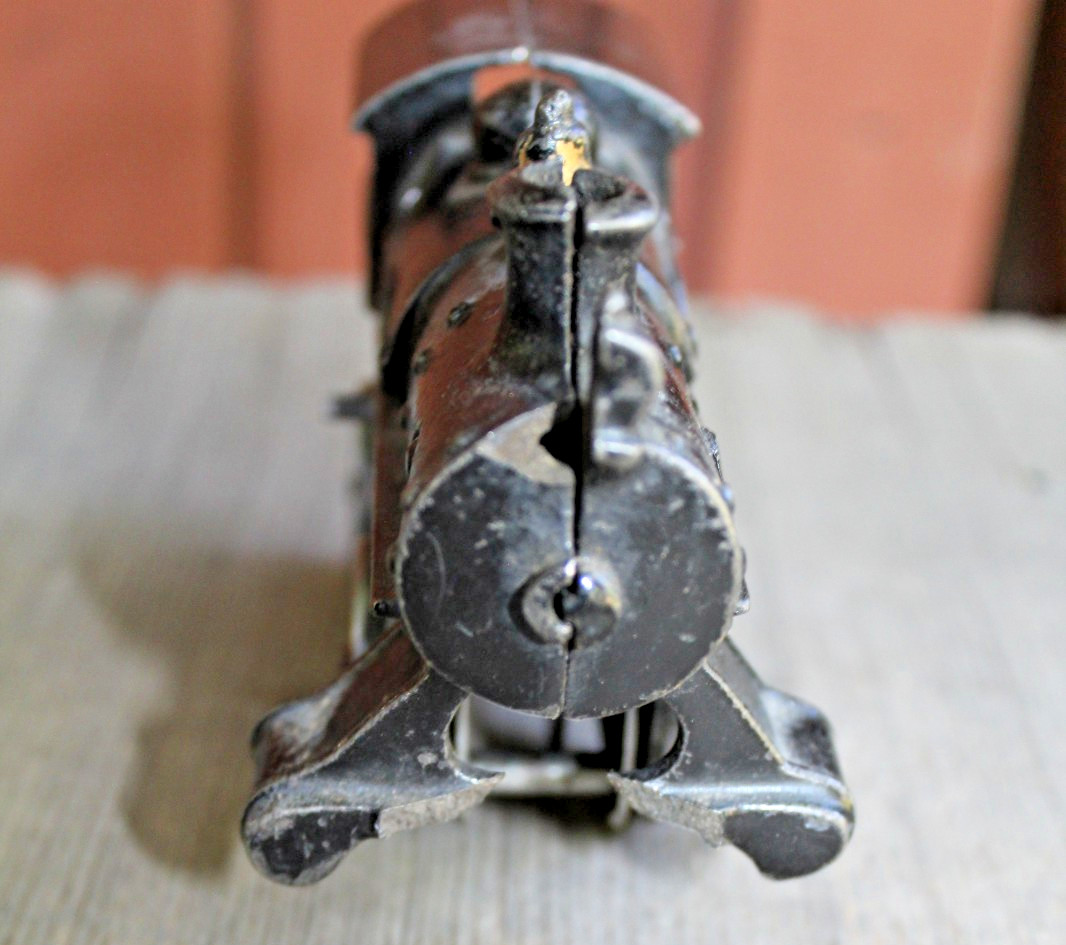Ives Prewar O Gauge #2 Cast Iron Windup Locomotive RUNS b2