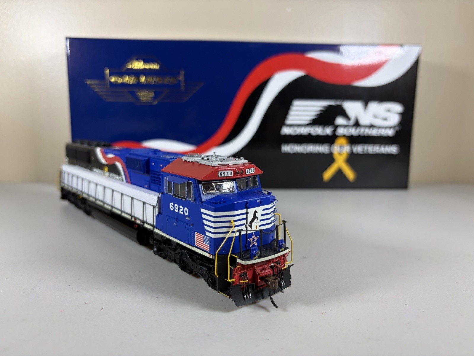 HO Athearn Genesis DCC Ready Norfolk Southern Veterans SD60E #6920 New