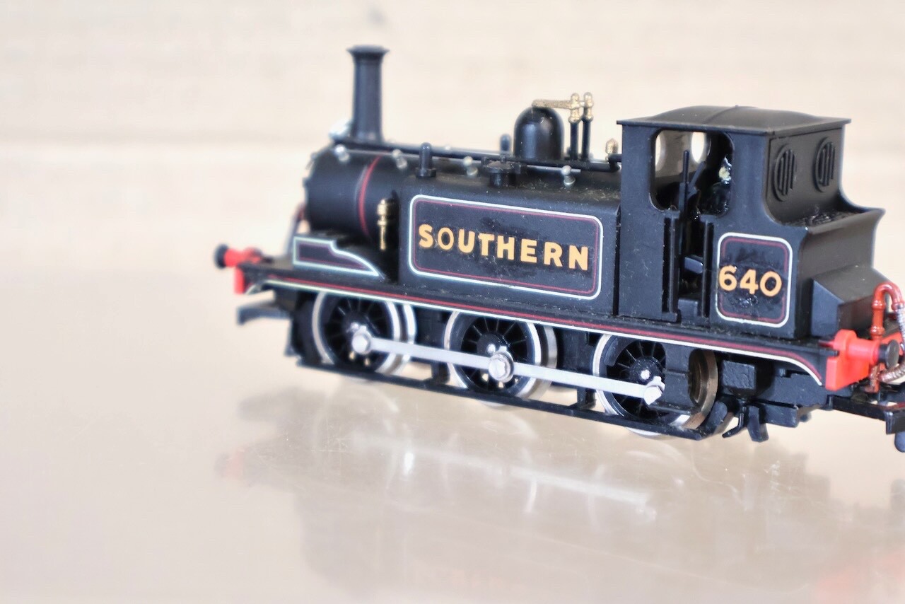 DAPOL D71 RE NUMBERED SOUTHERN SR 0-6-0 TERRIER CLASS TANK LOCOMOTIVE 640 ol