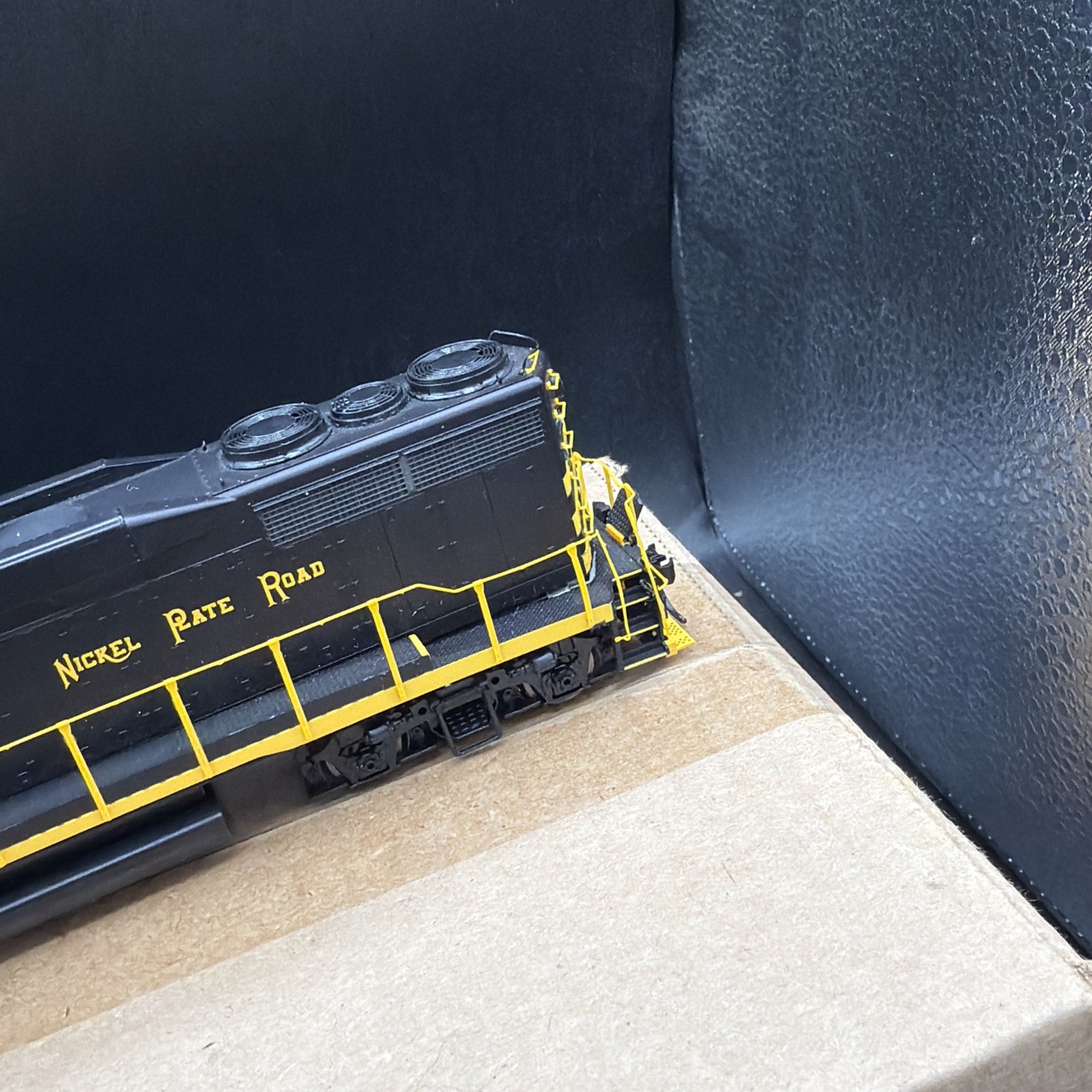 HO Proto 2000 Nickel Plate Road GP30 Diesel Locomotive #909 W/ DCC