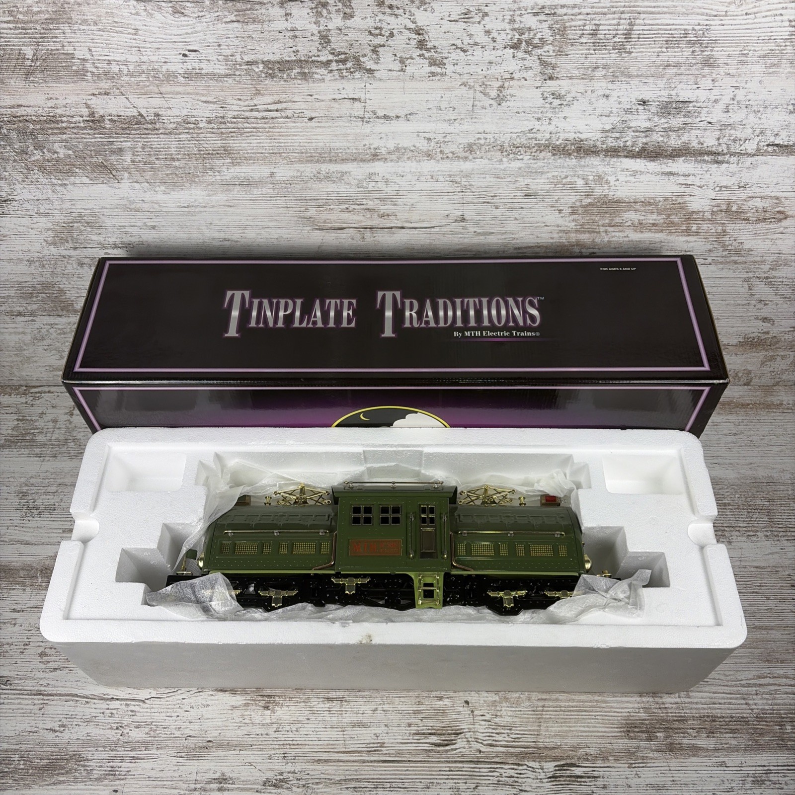 MTH Standard Tinplate Two Tone Green 381E Locomotive Traditional 10-1077-0