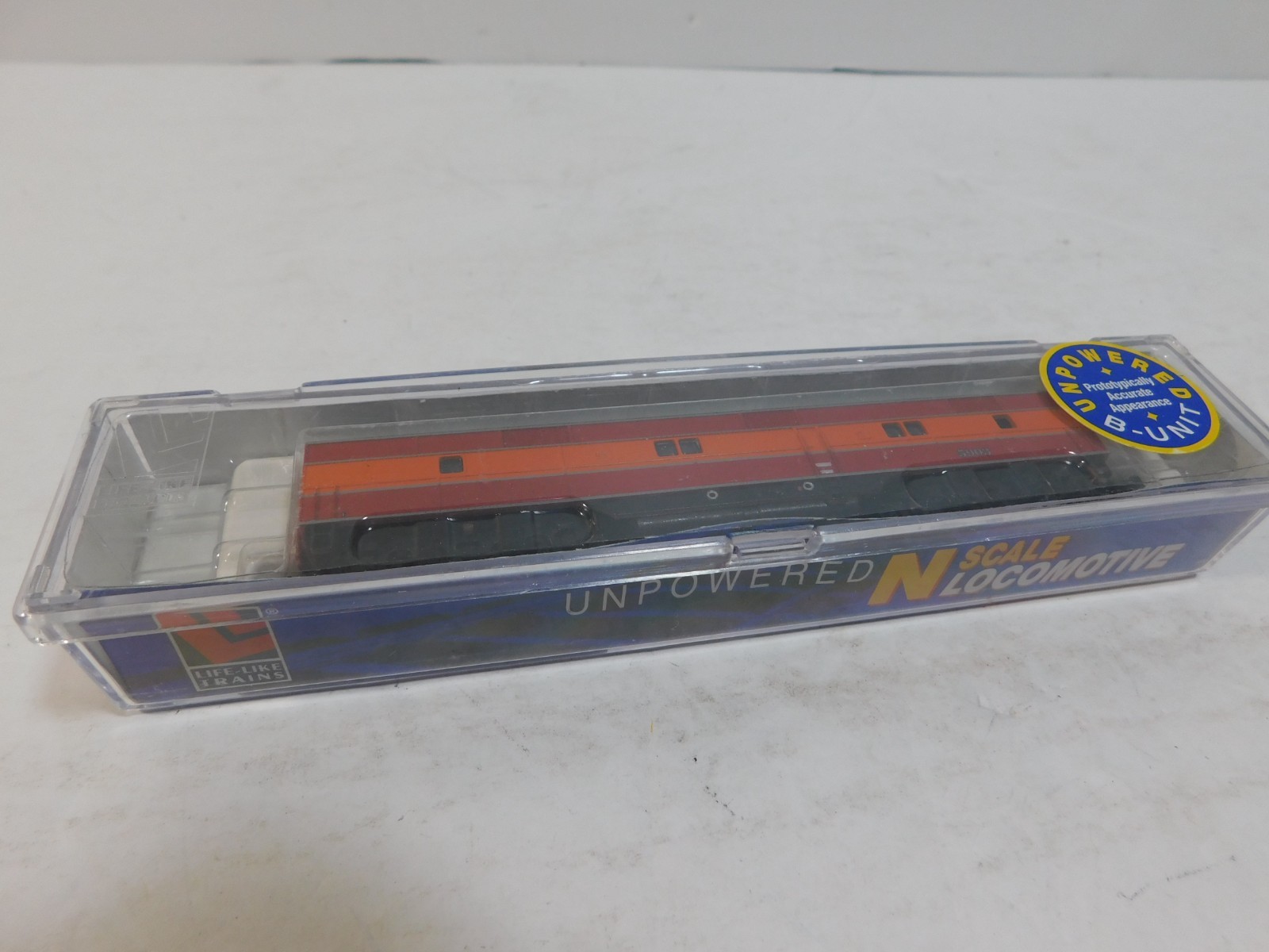 Life-Like N Scale 7046 E7 B Locomotive #5903 Red Orange (LL-7046B)