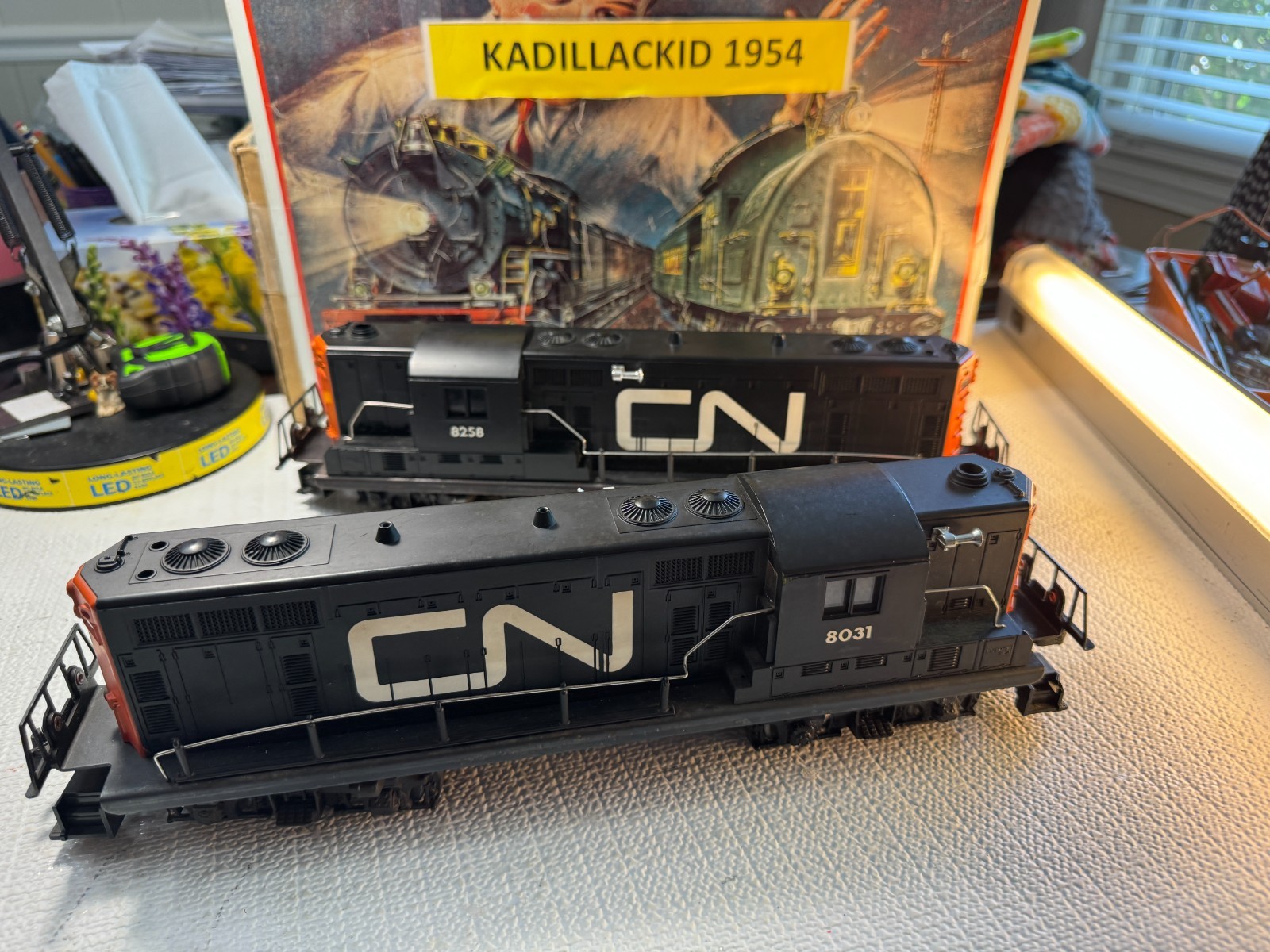 🚂LIONEL 6-8031 CANADIAN NATIONAL GP-7 DIESELS – 1- POWERED 1- NONPOWER💥 L2463