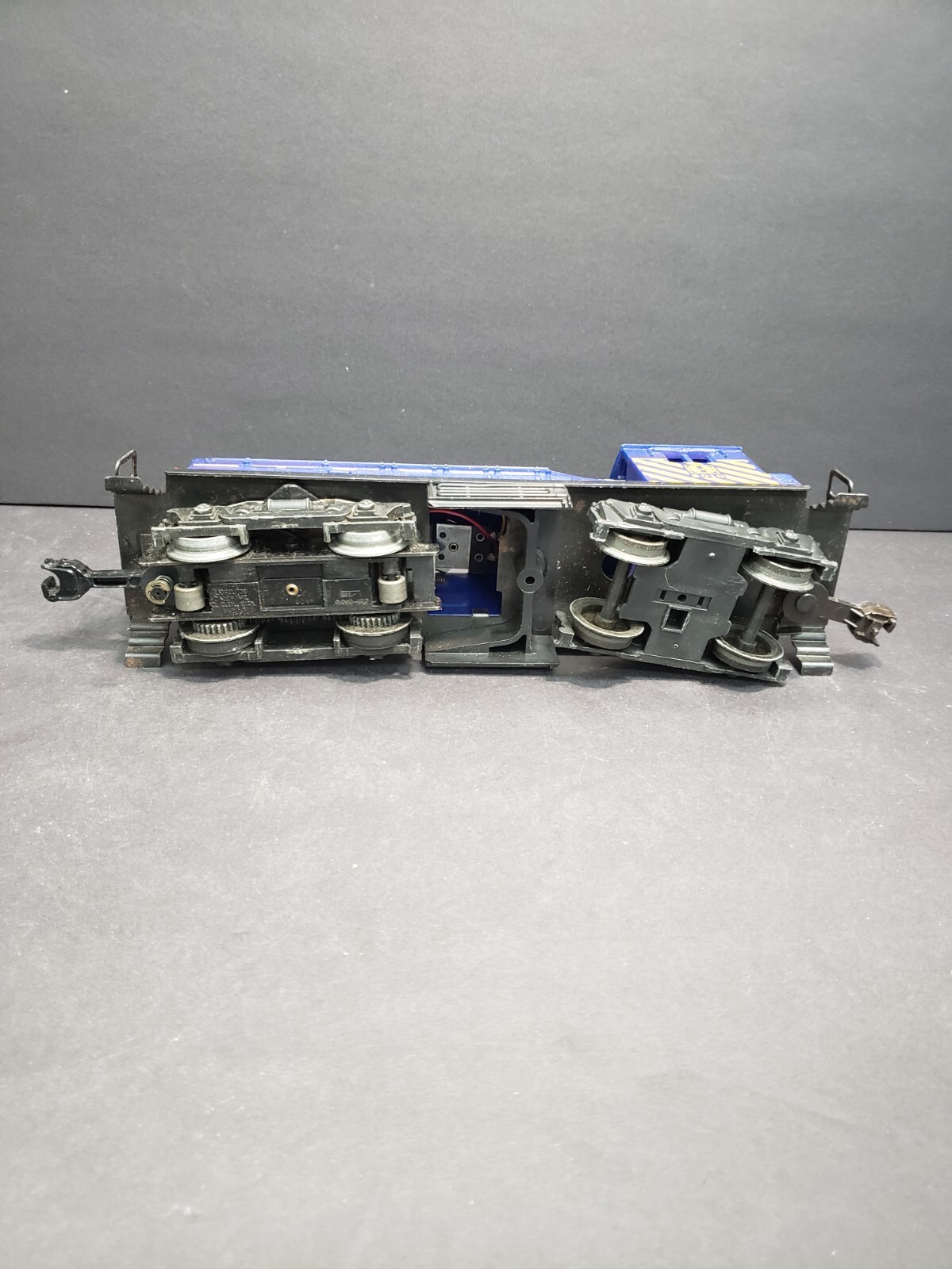 Lionel O Scale Santa Fe ATSF 8010 Switcher Royal Blue Purple Very Good L201