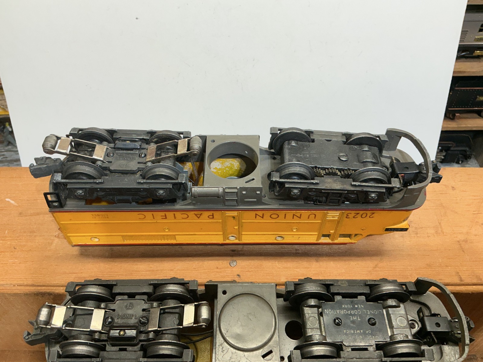 Lionel 2023 Union Pacific Alco AA Diesel Locomotive Set