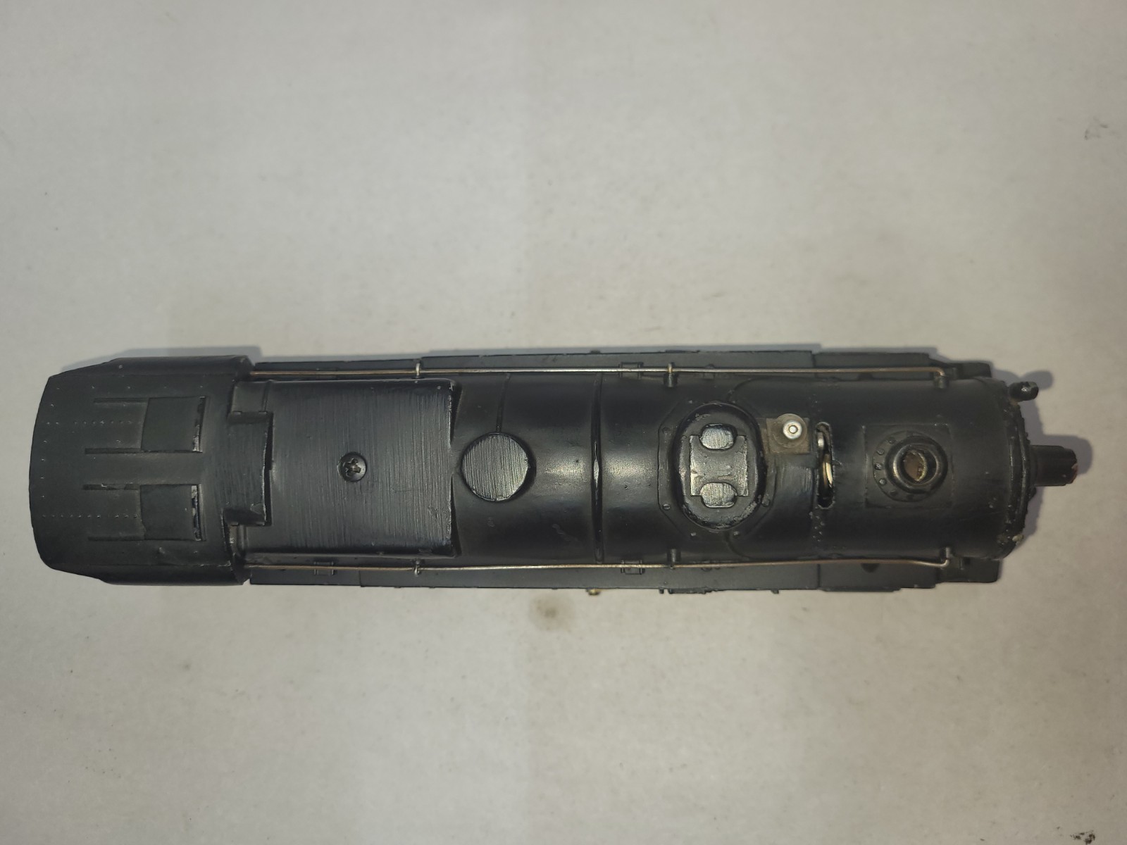 Postwar Lionel O Gauge 2-6-4 Steam Locomotive #2025 + Tender Runs Well!