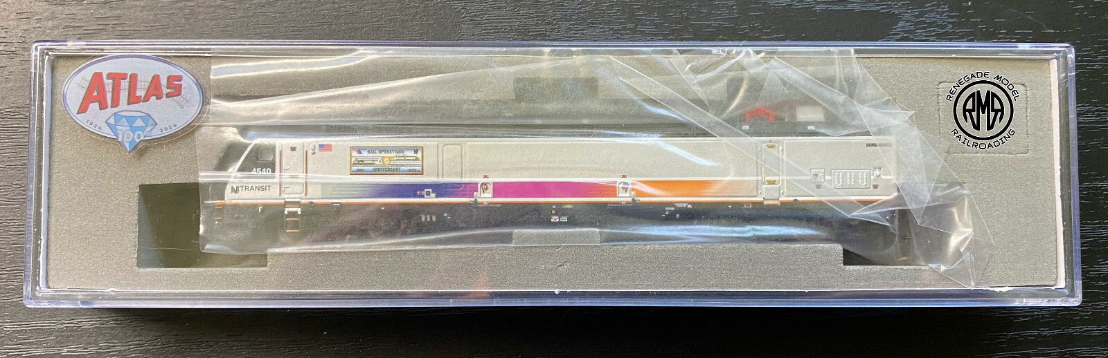Atlas 40005743 N Scale ALP-45DP #4540 NJ Transit Gold Series ESU 40th Annivesary