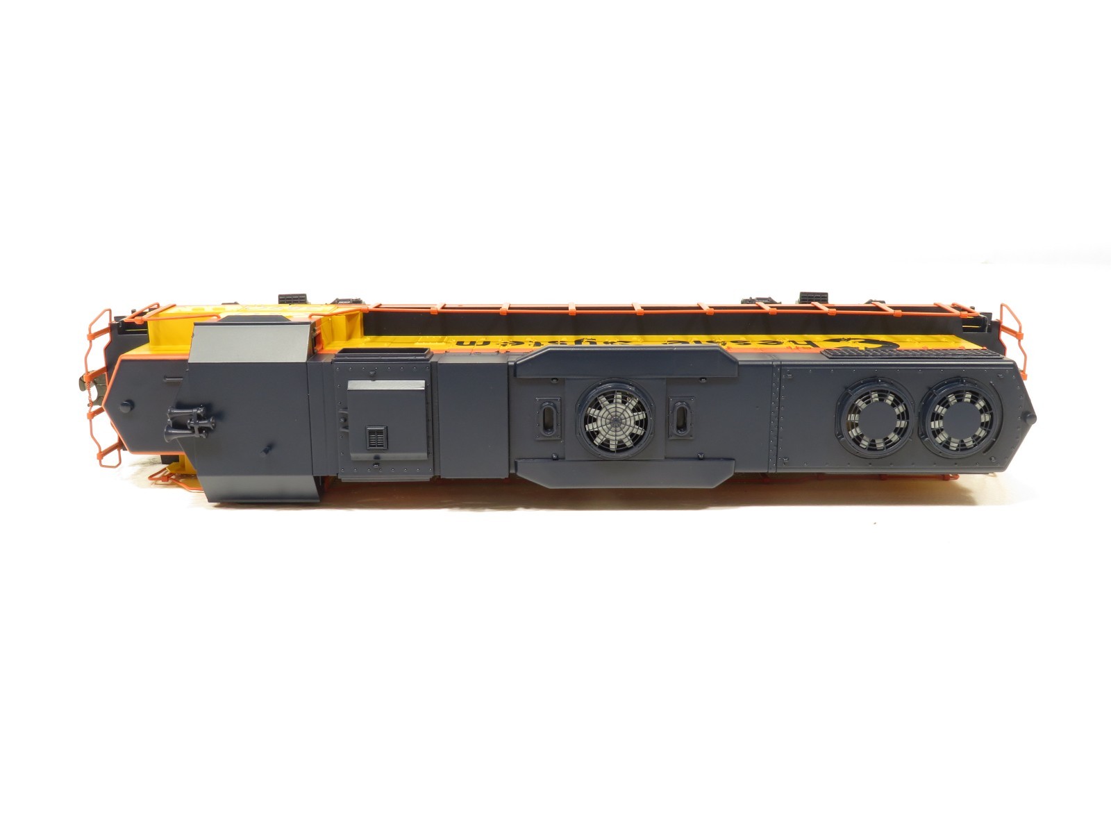 MTH 20-2186-1 Chessie GP-38-2 Diesel Engine EMD w/Proto LN