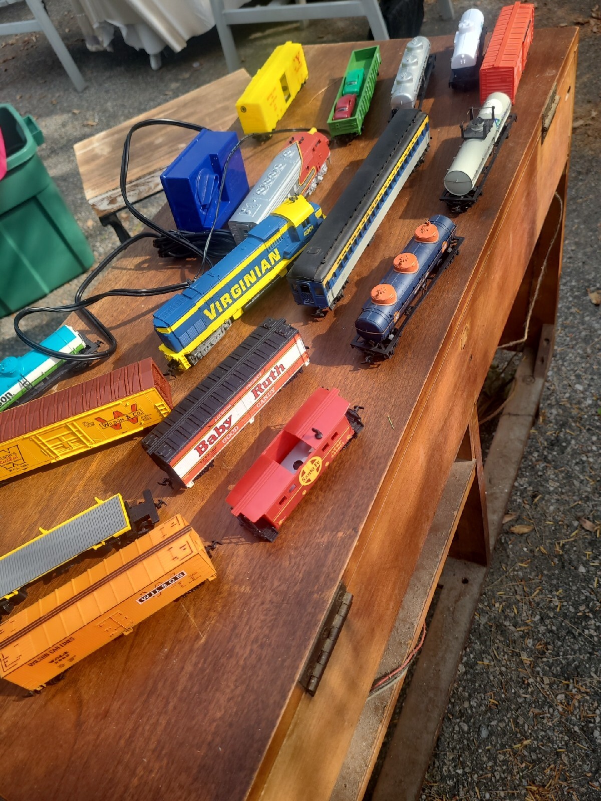 16 Pc. Trains ASSORTMENT + LIFE-LIKE Hobby Transformer SANTA FE VIRGINIAN others