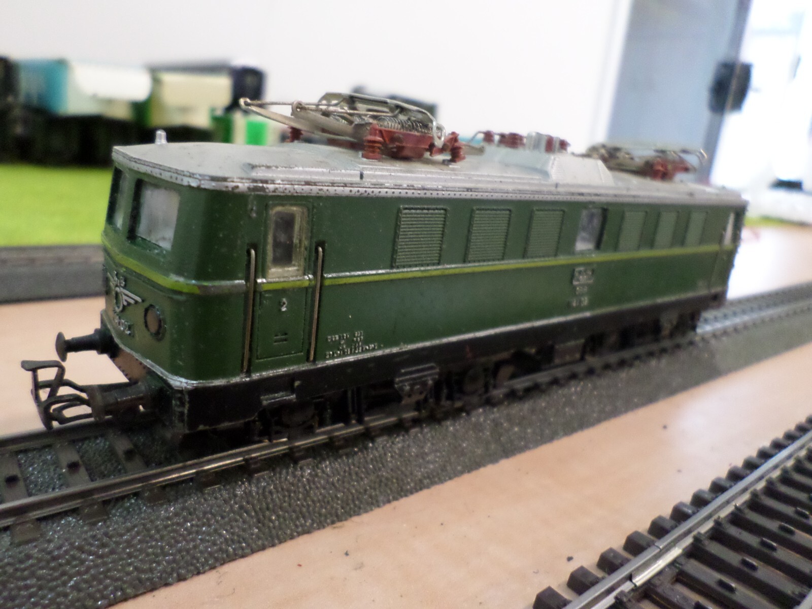 Märklin 3036 HO OBB Austrian Railways 3 Rail Electric Locomotive, Analogue C5