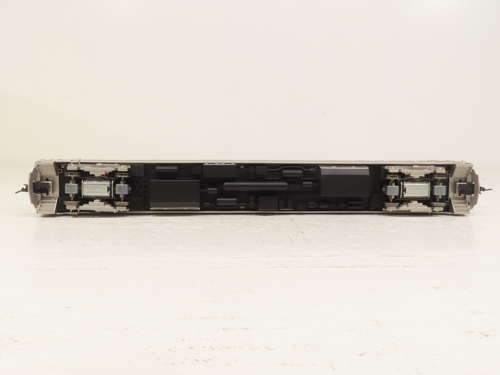 Sunset Models 3rd Rail RDC-2 NYC Powered RDC Car LN