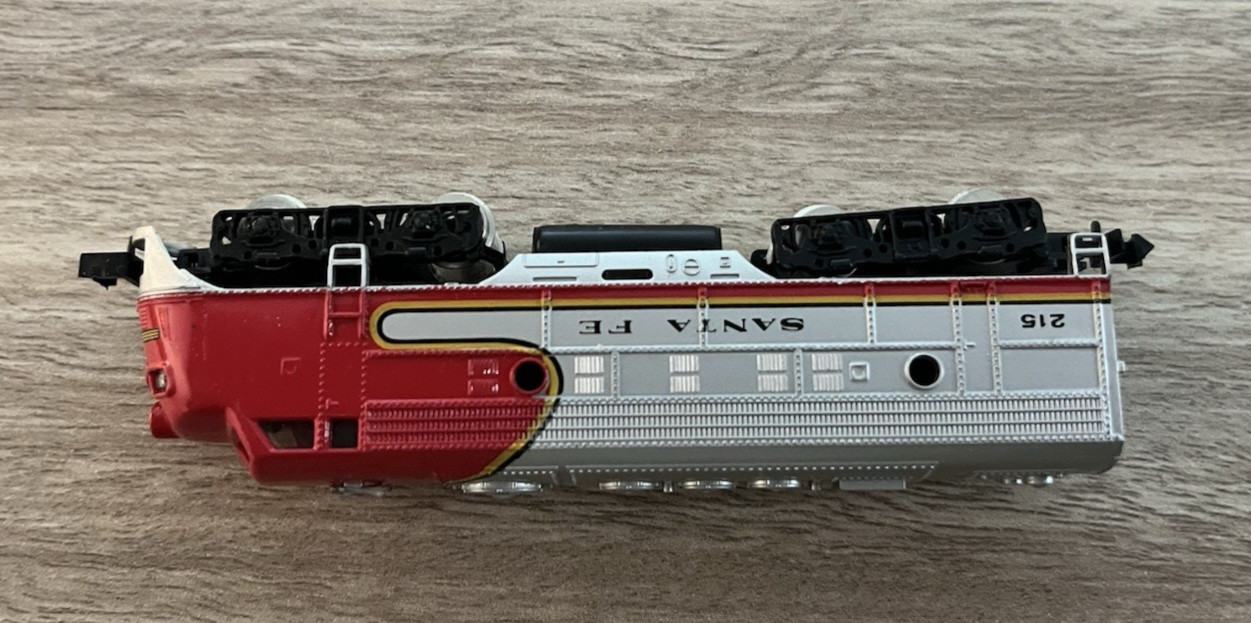 Bachmann N Scale Santa Fe #215 DUMMY Diesel Locomotive