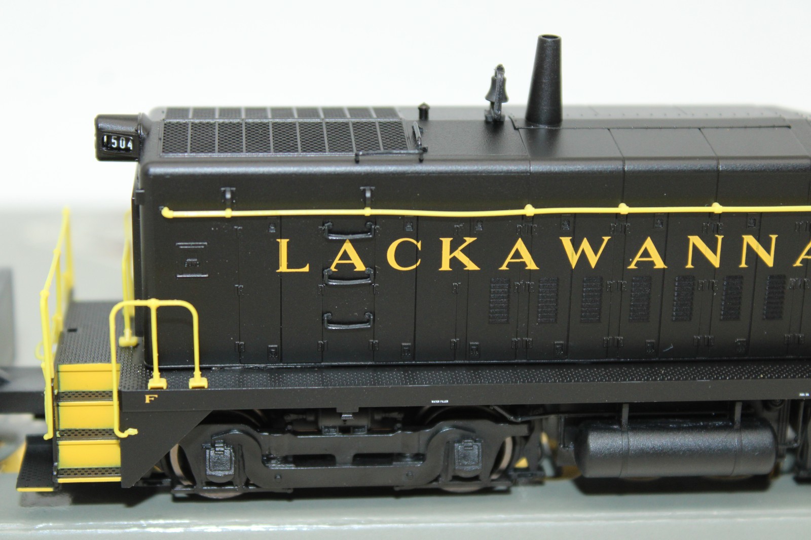 Walthers Proto HO Scale DL&W Lackawanna SW8 Diesel Locomotive #504 DCC