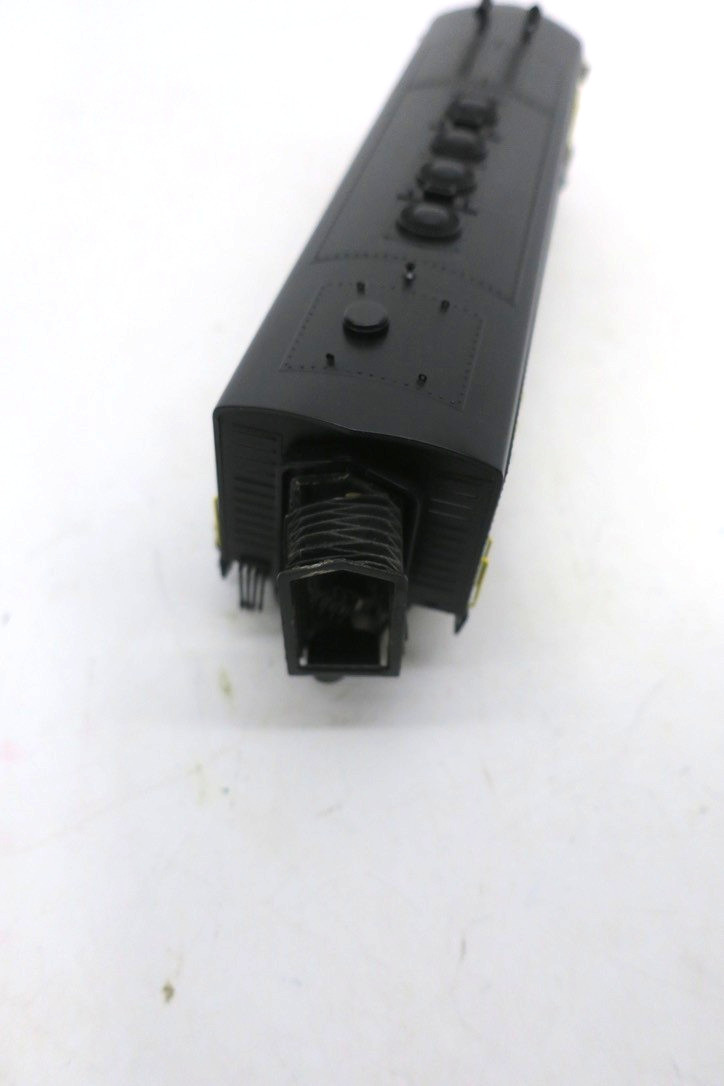 K-line Reading F-3 AA Diesel Engine Set w/ TMCC & Railsounds K-25811